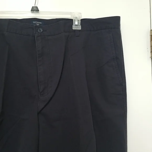 NWT Dockers Khaki Blue Shorts - Picture 2 of 6